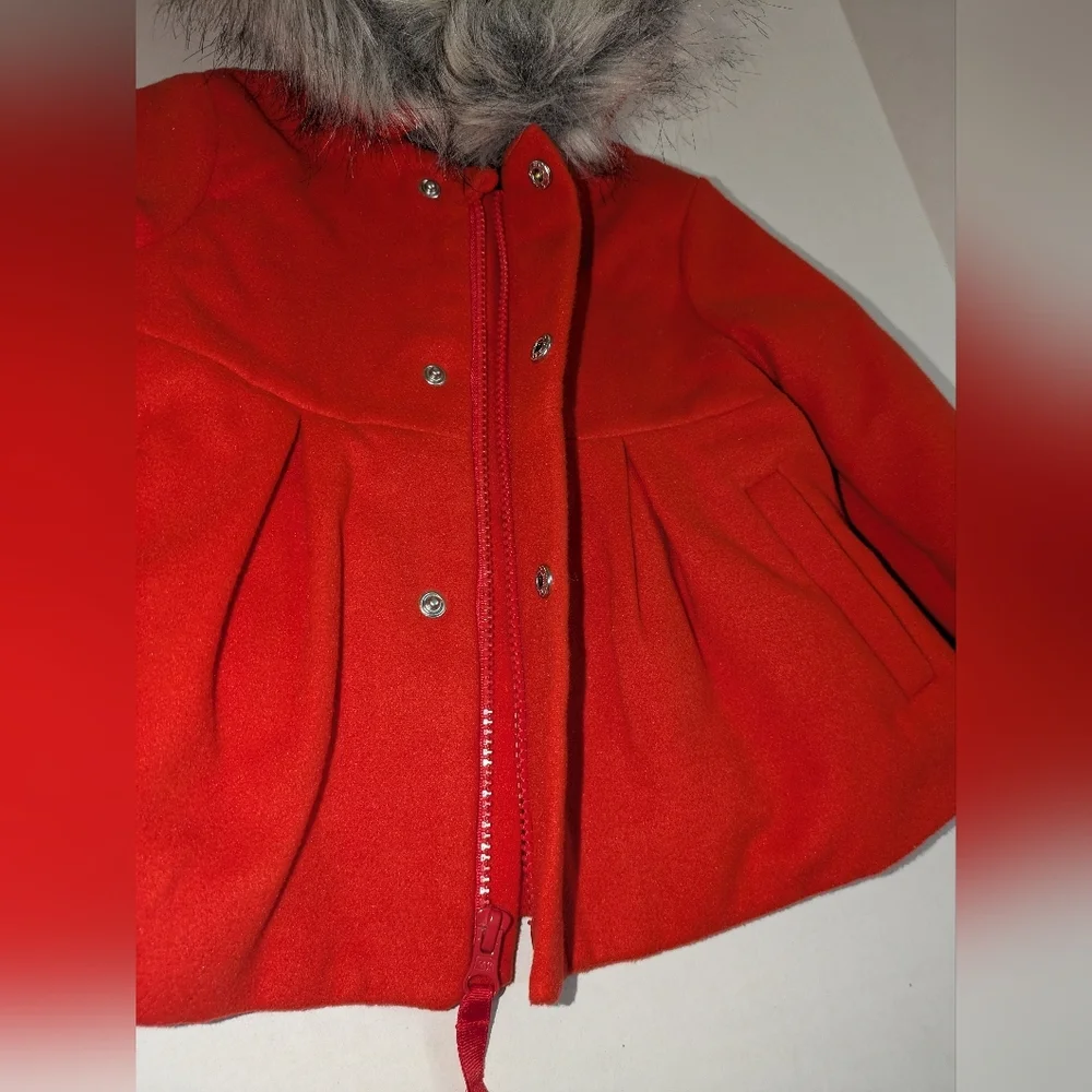 Cat & Jack Girls Red Winter Pea coat with faux fur hood. EUC Size 12M